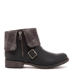 Bentley Black Cuffed Ankle Boot